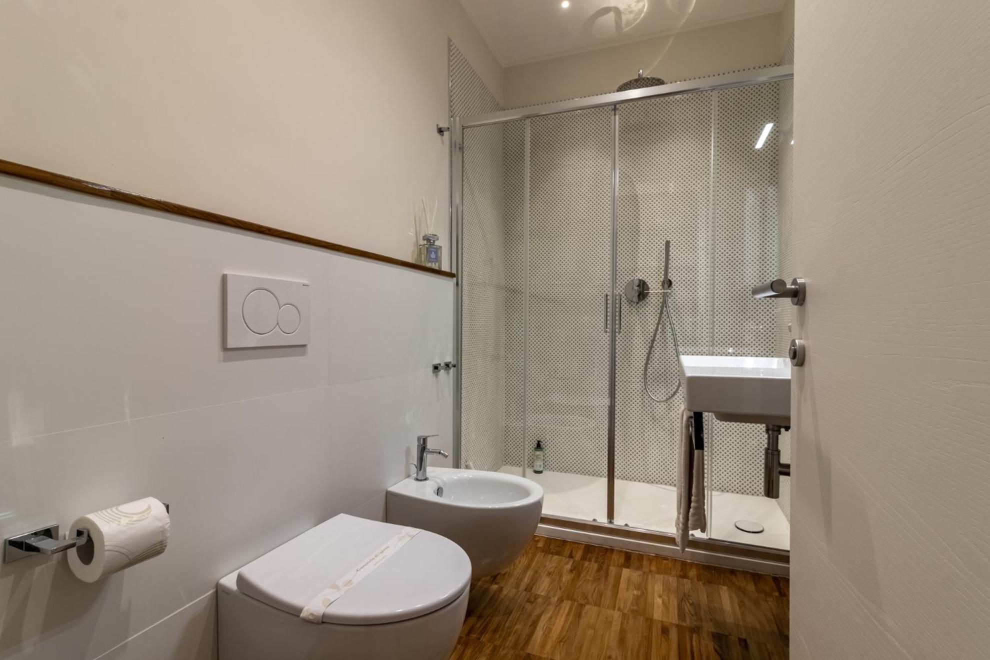 Il Faro Luxury Rooms & Lounge La Spezia Esterno foto